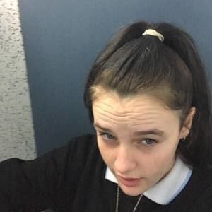 Meet your Posher, Ebony